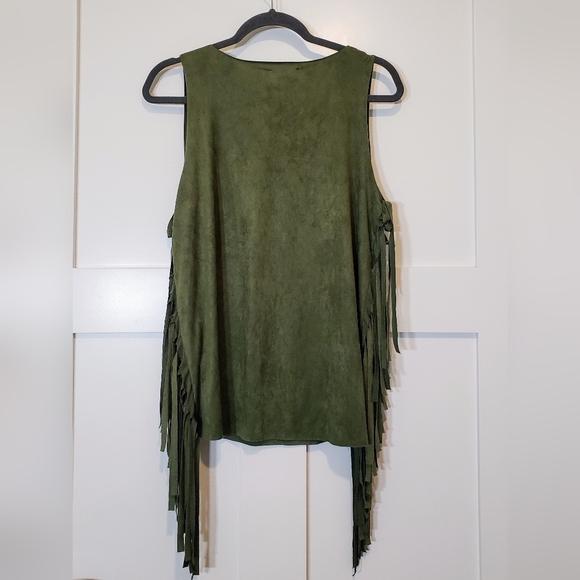 Twenty Second Fringes Faux Suede Sleevess Top Olive Green Size Large Made In USA - Picture 7 of 8